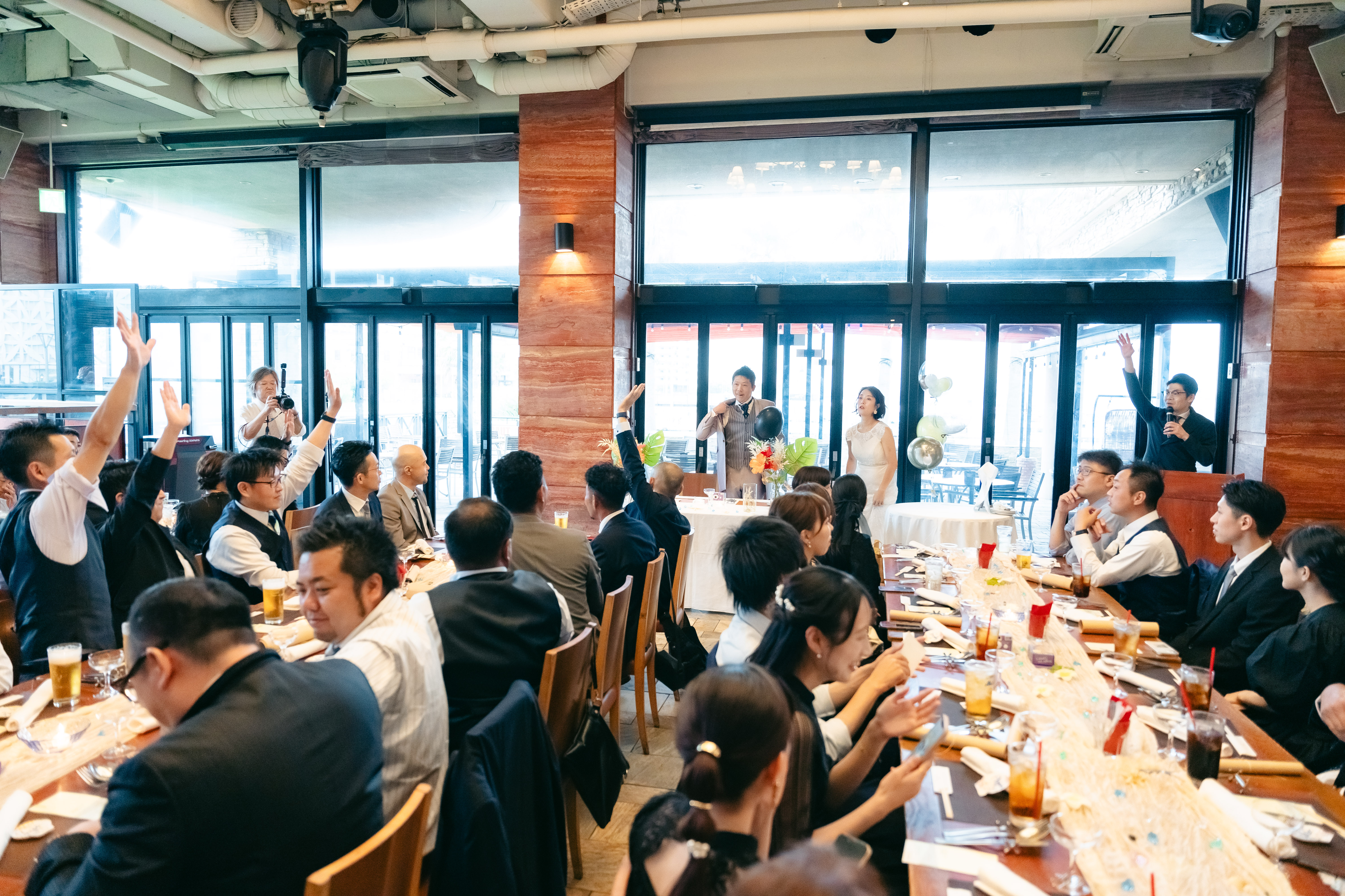 家族婚後の友人中心1.5次会