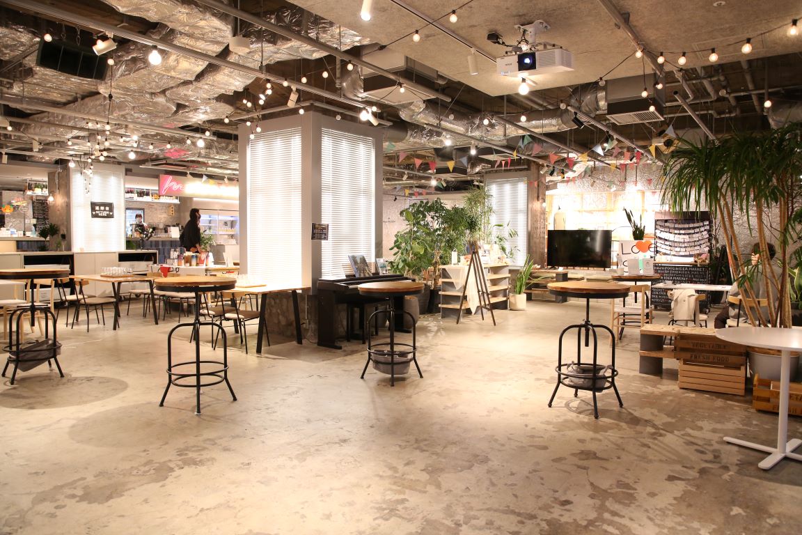 レストランやカフェで結婚式二次会を開催